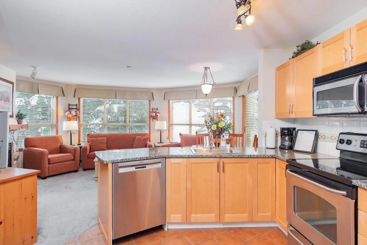 The Best Ski In Ski Out Two Bedroom Condo At Aspens Whistler Apartahotel