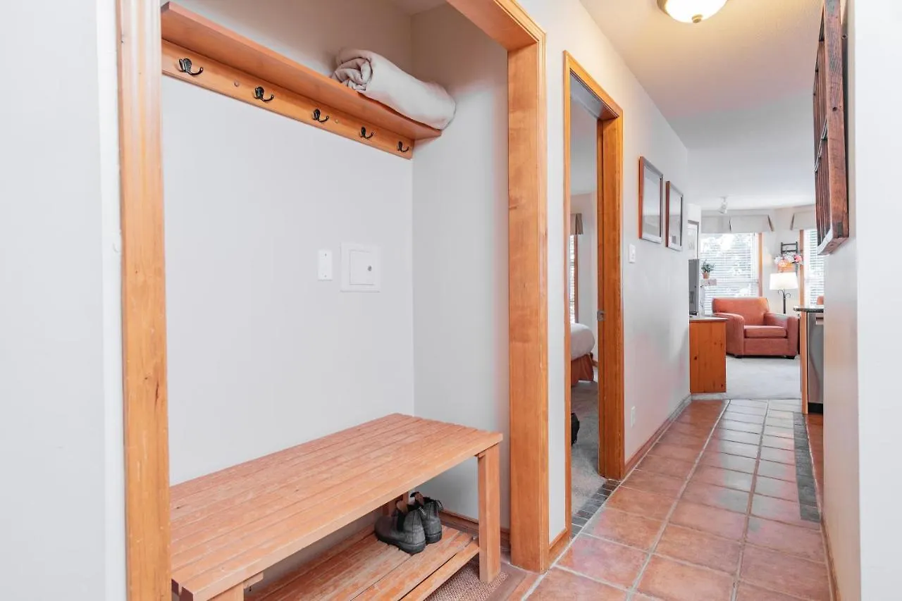 The Best Ski In Ski Out Two Bedroom Condo At Aspens Whistler Aparthotel